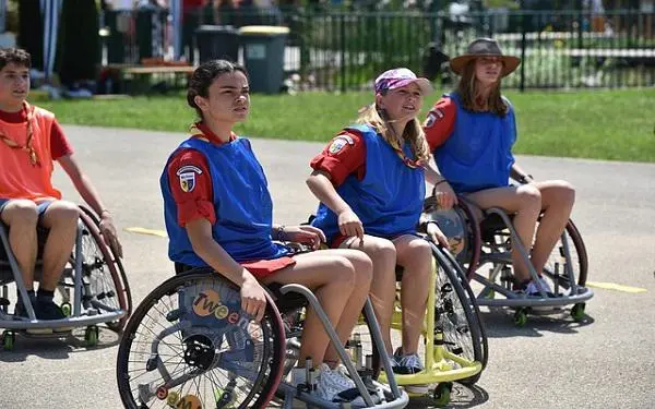 teen team in wheelchairs